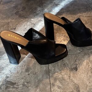 BAMBOO Black Women's Mules